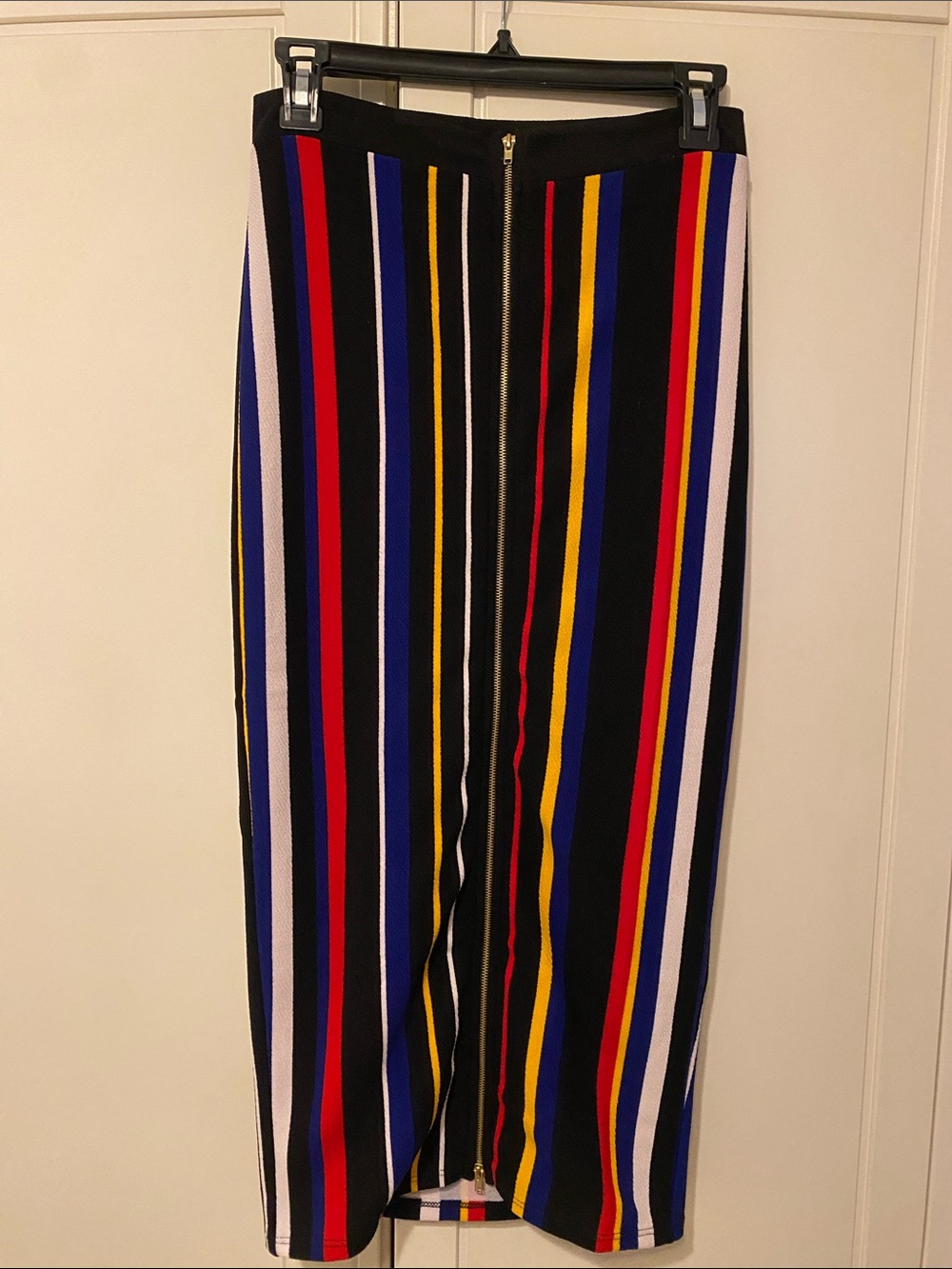 Fashion Nova Black Multi-Color Striped Skirt with Front Zip Sz M